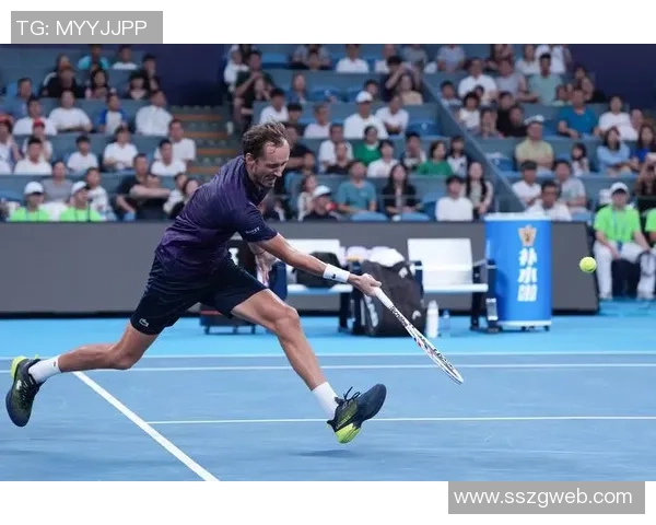 赛后分析:杭州网球队与武汉网球队个人能力对比及表现评估 赛后分析:杭州网球队与武汉网球队个人能力对比及表现评估