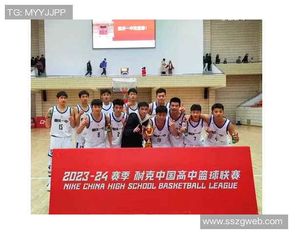 重庆篮球队灵活性引发热议球迷与专家观点大碰撞 重庆篮球队灵活性引发热议球迷与专家观点大碰撞