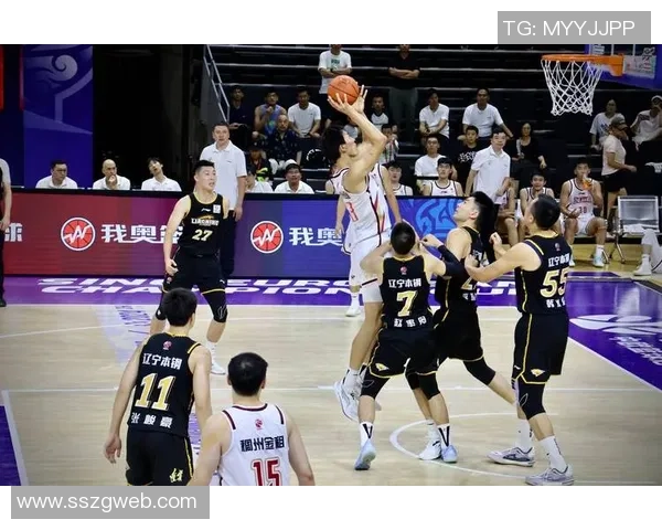 重庆篮球队在冠军赛中的个人能力展现与战术执行分析 重庆篮球队在冠军赛中的个人能力展现与战术执行分析