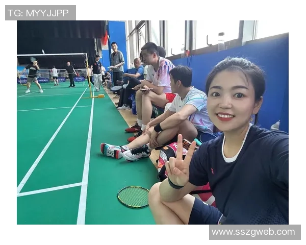 重庆羽毛球队在联赛中的灵活性表现引发热议与思考 重庆羽毛球队在联赛中的灵活性表现引发热议与思考